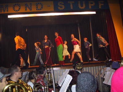 2002